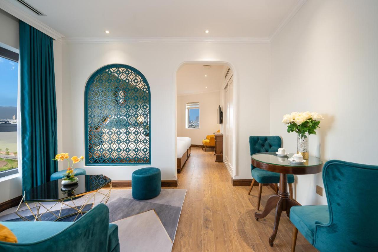 Ds La Belle Vie Hotel & Suite ダナン市 エクステリア 写真